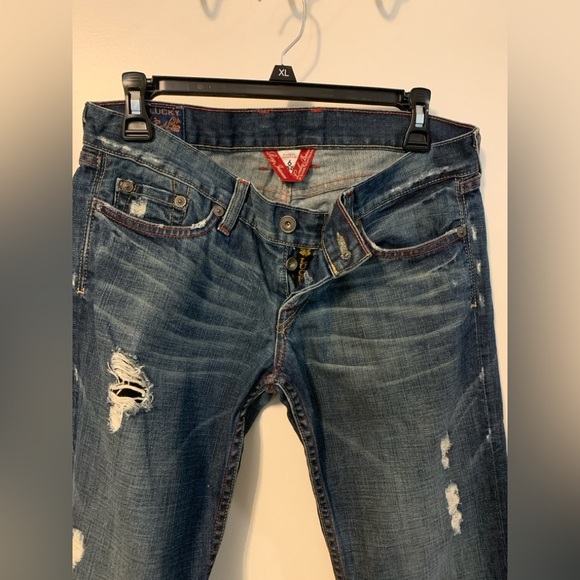 Vintage Lucky Brand Jeans, size 6, flare bottom. In great condition, used 4x. - Picture 3 of 5